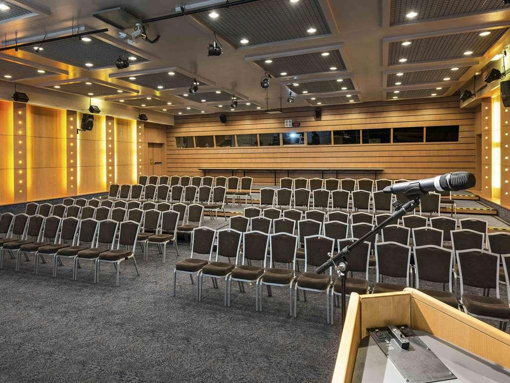 Novotel Marne-La-Vallee נואזי-לה-גראן מראה חיצוני תמונה