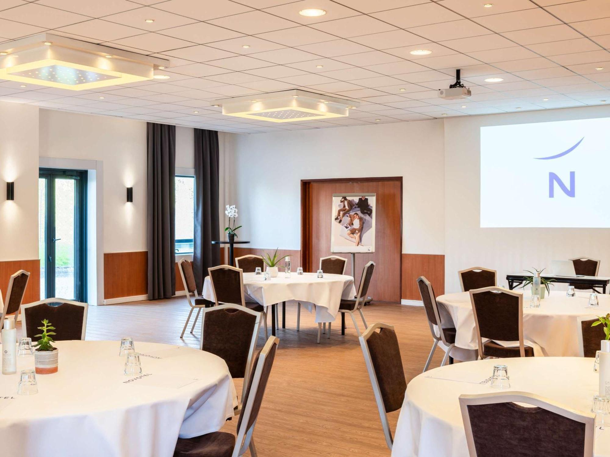 Novotel Marne-La-Vallee נואזי-לה-גראן מראה חיצוני תמונה